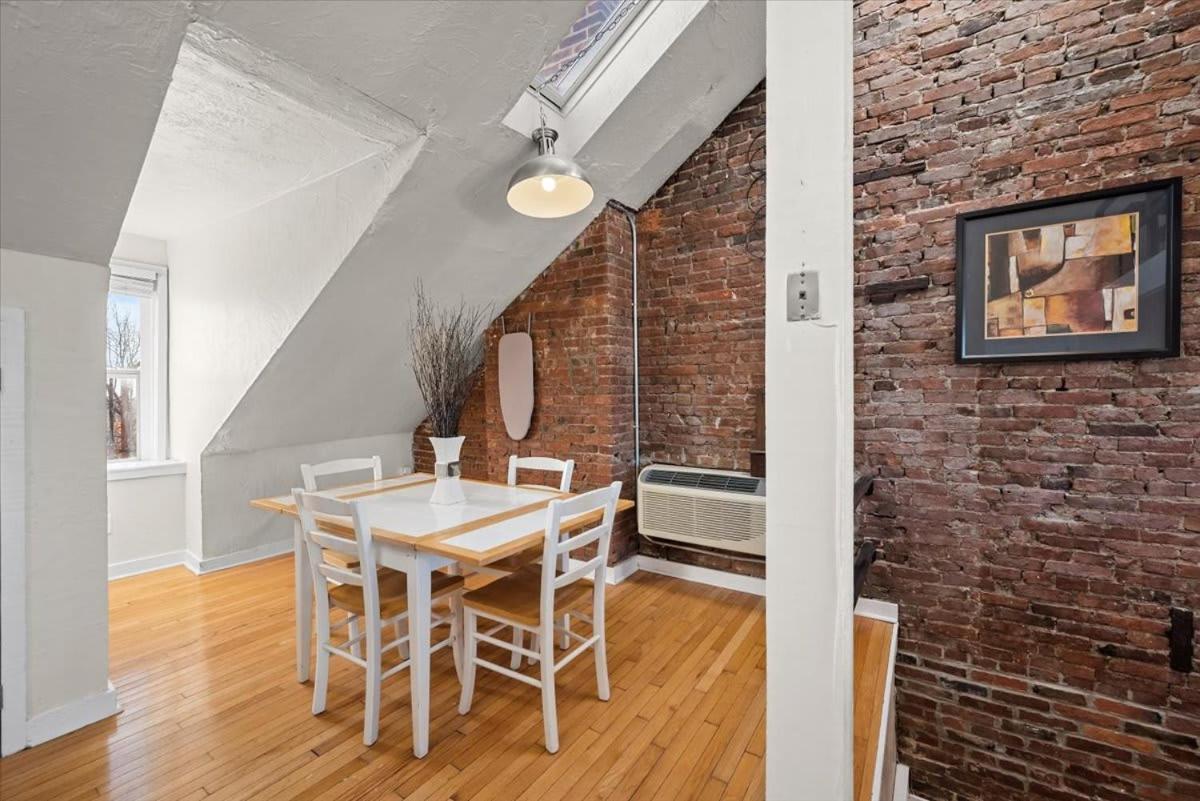Skyline At Your Door - Studio With A View Pittsburgh Exterior foto