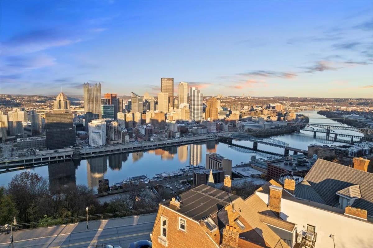 Skyline At Your Door - Studio With A View Pittsburgh Exterior foto