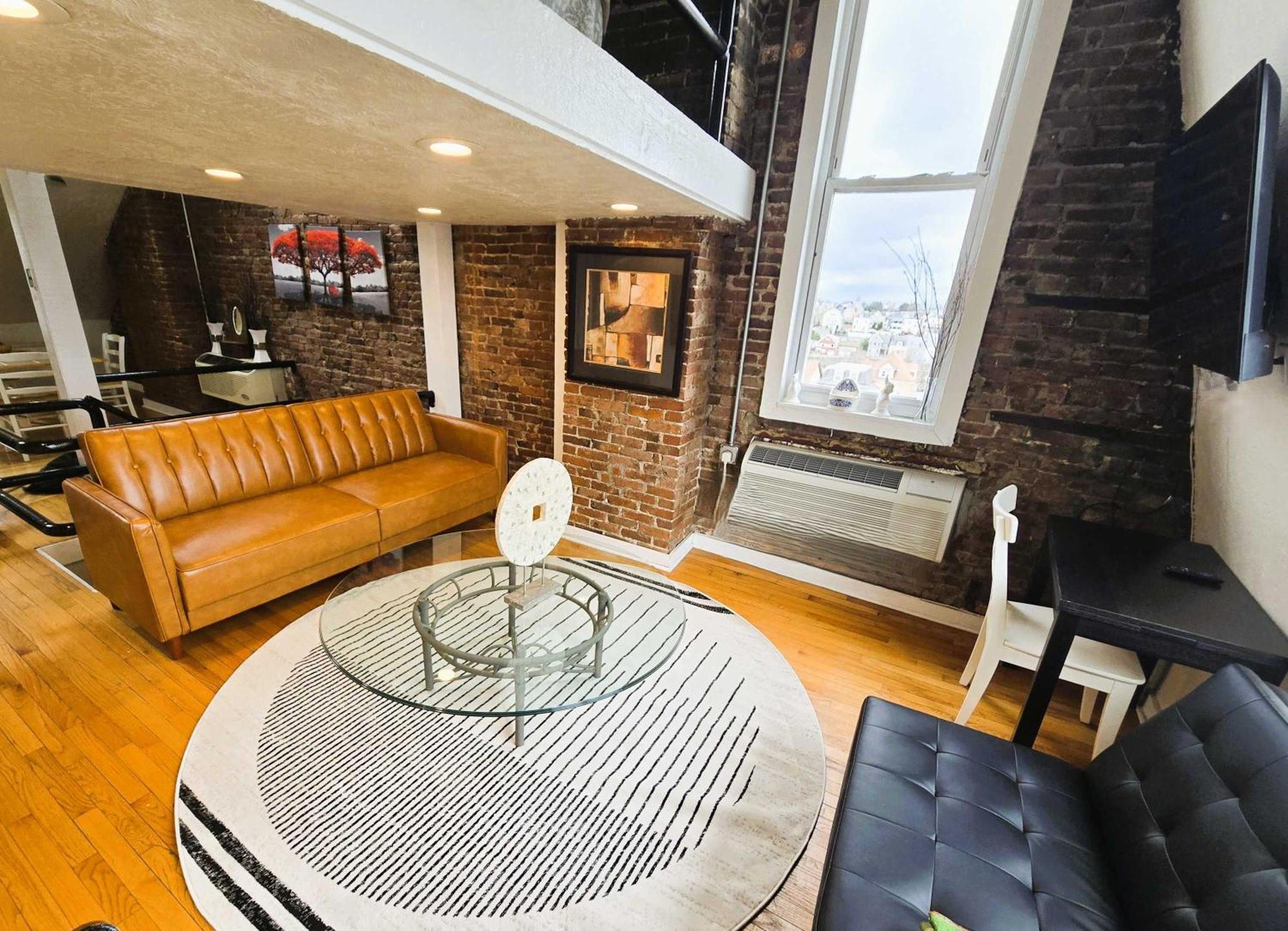 Skyline At Your Door - Studio With A View Pittsburgh Exterior foto